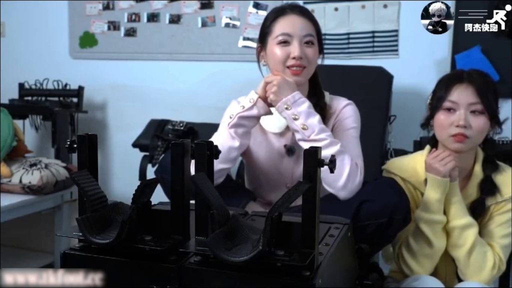 【阿杰快跑】编号160—优优直播作品 正片