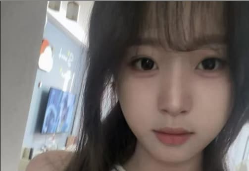 纯情女大欣欣-一直在喘气忍着痒，后面逐渐憋不住了